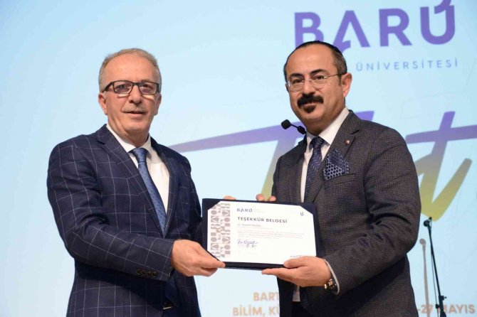 İ̇letişim Uzmanı İ̇smail Yolcu, 4 İlden Öğrencilerle Barü’de Bir Araya Geldi