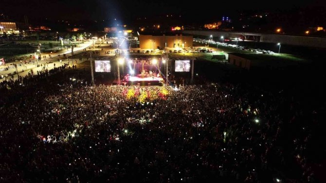 Binlerce Kişi Barüfest’22’de Hem Eğlendi Hem Öğrendi