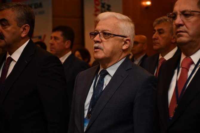 Belediye Başkanı Deveciler, Van Çalıştayı’na Katıldı