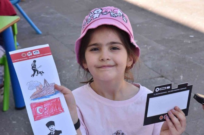 Minikler, ‘Atatürk Ve Bandırma Vapuru’ Temalı Karton Etkinliğinde Buluştu