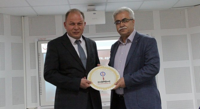 Dpü’de “Bulaşıcı Hastalıklar” Konulu Konferans