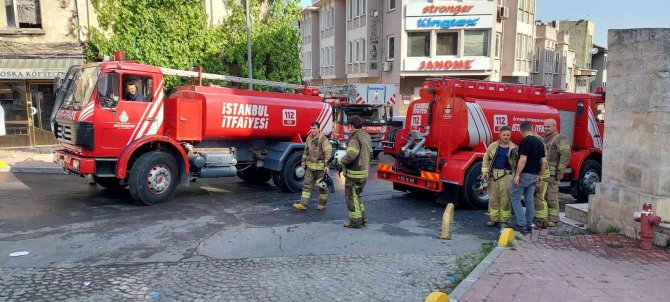 Fatih’te Sabah Saatlerinde 5 Farklı Noktada Yangın