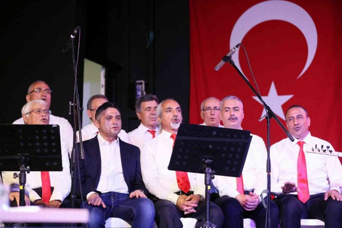 Aliağa’da Bedia Akartürk Rüzgarı