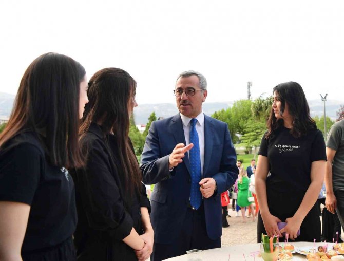 Güngör: "Genç Ve Tecrübeli İşadamlarıyla İş Birliğini Önemsiyoruz"