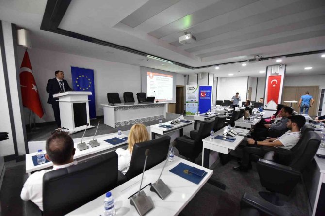 Karesi’de Ab Projeleri Hız Kesmiyor