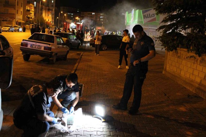 Eski Çalışan Girdiği Marketi Önce Soydu Sonra Yaktı
