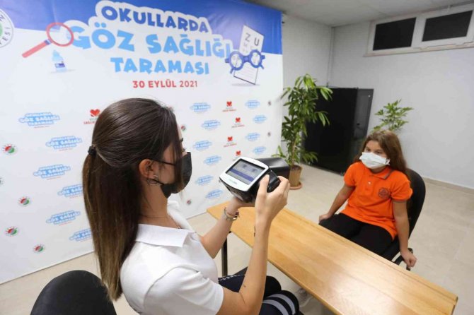 Kepez’den 15 Bin Öğrenciye Göz Taraması