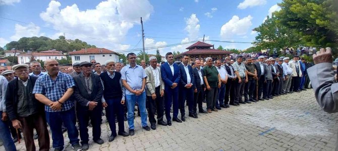Selendi Pınarlar Mahallesi’nde Yağmur Duası Yapıldı