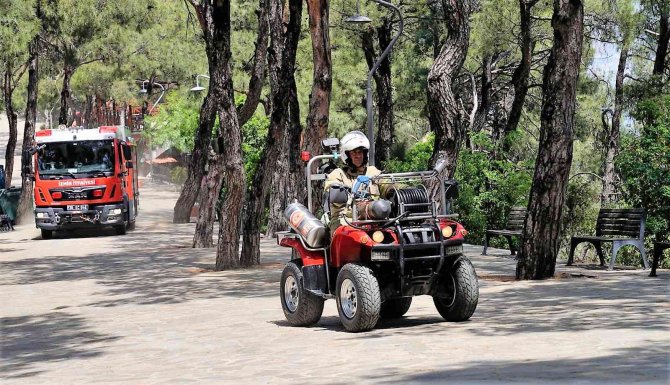 Hava Sıcaklıkları Arttı İ̇zmir İ̇tfaiyesi Teyakkuza Geçti