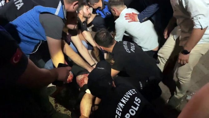 Cengiz Kurtoğlu Konserinde Silahlı Kavga: 1 Yaralı