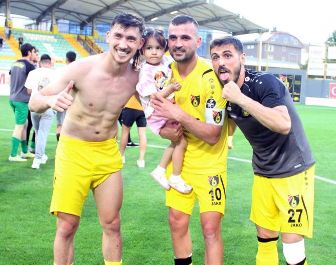 İ̇stanbulspor Finalde