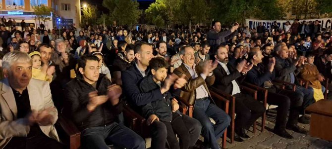 Adilcevaz’da Efeler Ligi’ne Yükselme Kutlaması