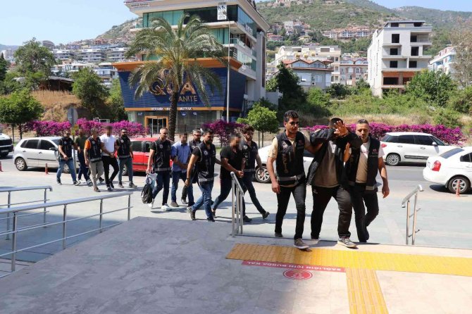Alanya’da "Müsilaj" Operasyonuna 4 Tutuklama