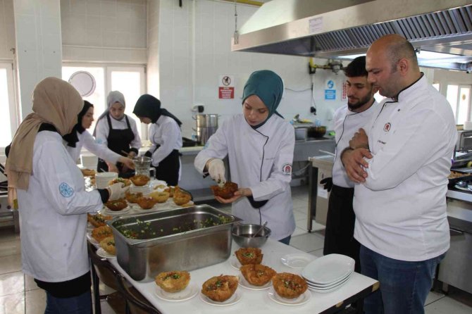 Üniversiteli Aşçıların İş Kaygısı Yok: “Okul Biter Bitmez İş Hazır”