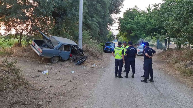 Aydın’da Çaldıkları Araçla İ̇zmir’de Kaza Yapan 15 Yaşındaki İki Çocuk Ağır Yaralandı