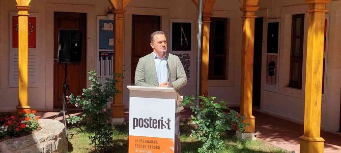 Ayasofya Medresesi’nde "Posterist" Poster Sergisi Açıldı
