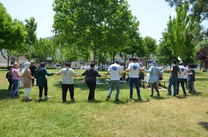 Bursa’da Toplum Ruh Sağlığı Merkezi Danışanlarının Piknik Keyfi