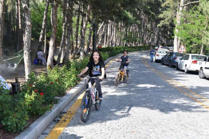 Çubuk-1 Barajı Dinlenme Alanı’na Yaklaşık 50 Bin Ziyaretçi