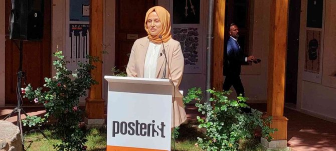 Ayasofya Medresesi’nde "Posterist" Poster Sergisi Açıldı