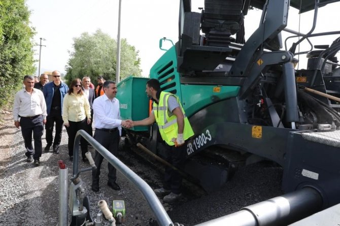 Düzce Özel İ̇daresi Asfalt Sezonuna Başladı