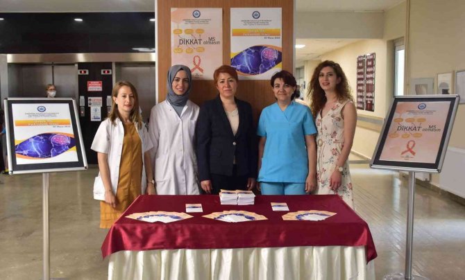 Esogü Hastanesi’nde Ms Hastalığı Hakkında Bilgilendirme Yapıldı