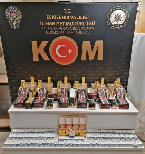 5 Şüphelinin Yakalandığı Kaçakçılık Operasyonunda Binlerce Kaçak Malzeme Ele Geçirildi