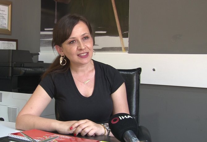 Ev Hanımları E-ticaret İçin İ̇ngilizce Öğreniyor