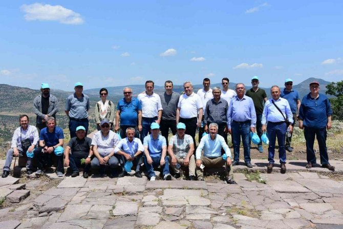 Büyükşehir Komisyon Üyeleri Aigai’de İncelemede Bulundu