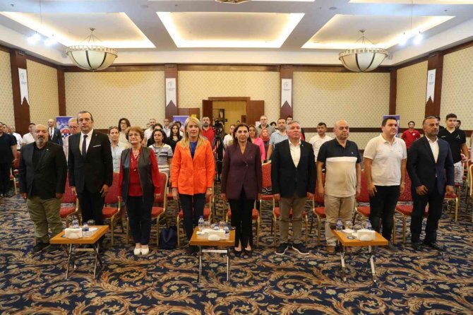 Türkiye Gençler Satranç Şampiyonasının Kazananları Ödüllerine Kavuştu