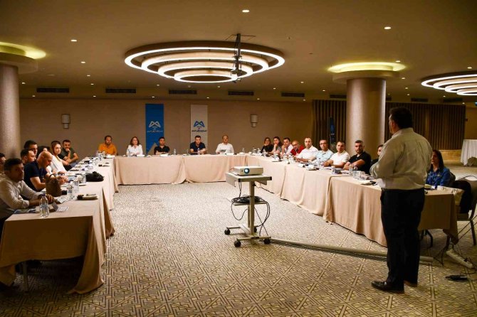 Meski̇ Personeline “Meski̇ Akademi Yönetim Ve Liderlik Eğitimi” Verildi