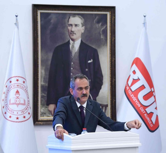 Meb İle Rtük Arasında "Medya Okuryazarlığı İ̇ş Birliği Protokolü" İmzalandı