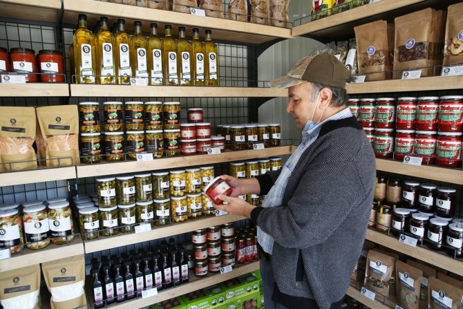 Altınşehir Ve Balat’ta “Nilüfer Bostan” Açıldı