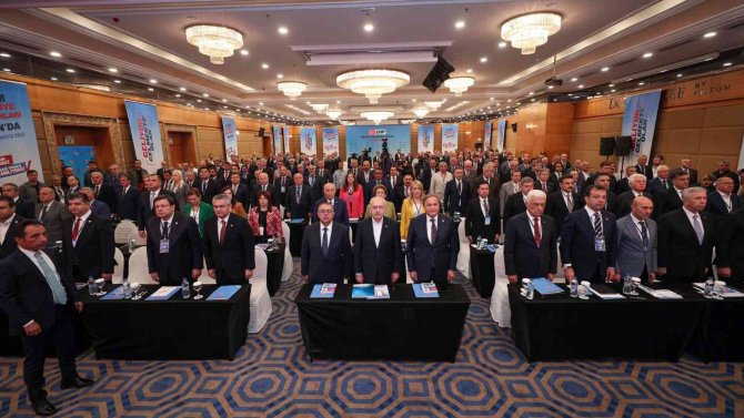 Başkan Akın ‘Belediye Başkanları Çalıştayı’na Katıldı