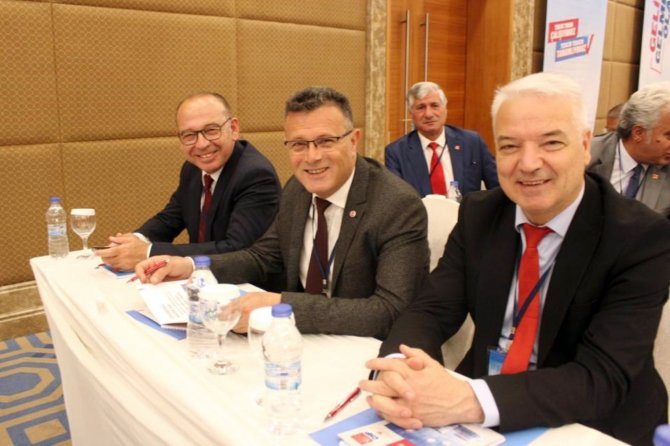 Başkan Akın ‘Belediye Başkanları Çalıştayı’na Katıldı