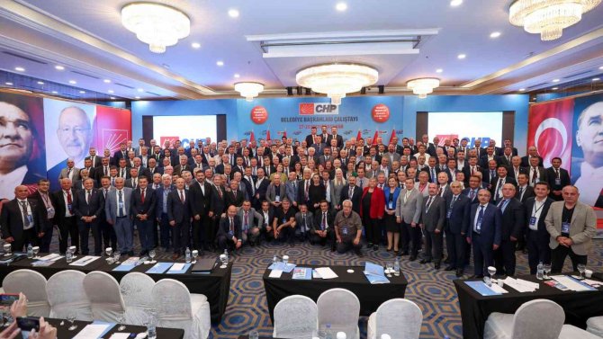 Başkan Akın ‘Belediye Başkanları Çalıştayı’na Katıldı