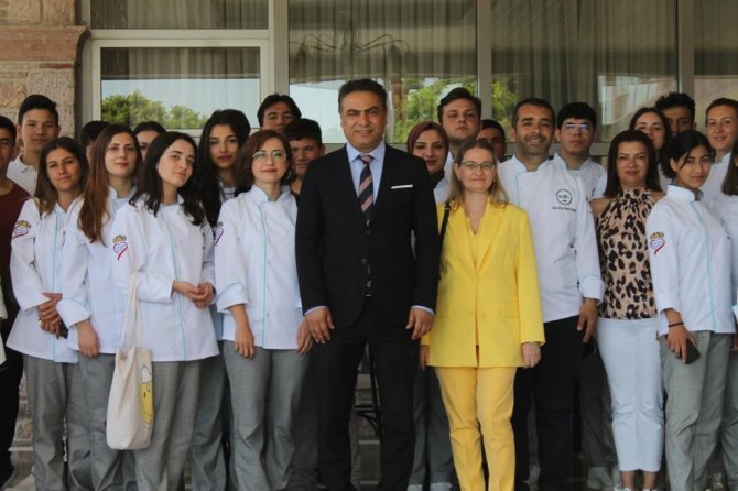 Bubfa’da Gastronomi Öğrencileri Zeytinyağlı Tadımına Katıldı