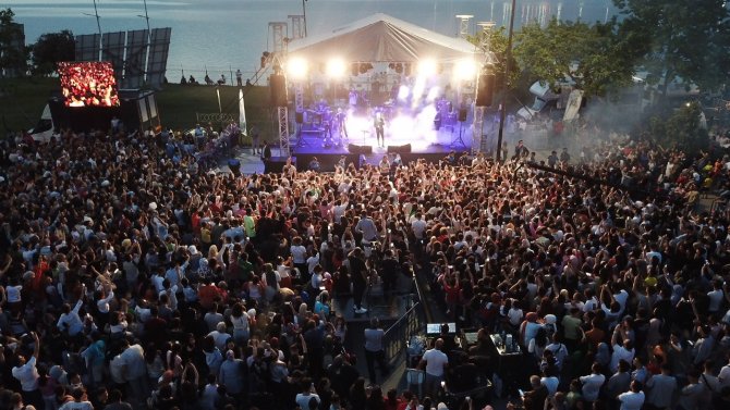 3. Uluslararası ‘Masali̇stanbul’ Festivali Manuş Baba Konseriyle Sona Erdi