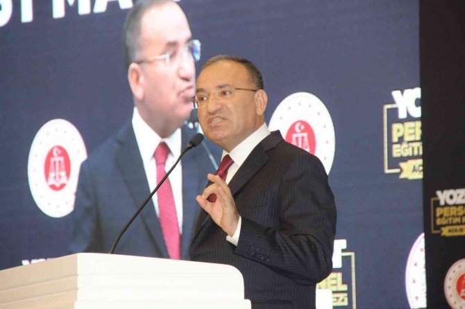 Bakan Bozdağ: “Hakim Ve Savcılarımız Kimsenin Şamar Oğlanı Değildir”