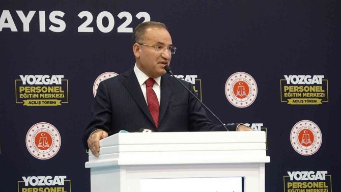 Bakan Bozdağ: “Hakim Ve Savcılarımız Kimsenin Şamar Oğlanı Değildir”