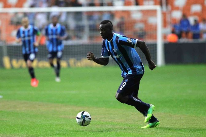 Süper Lig’de 11 Futbolcu Hat-trick Yaptı