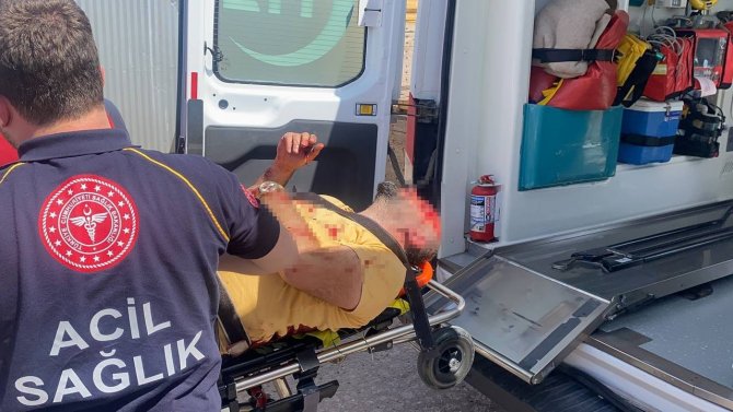 Aksaray’da Bıçaklı Kavga: 2 Yaralı
