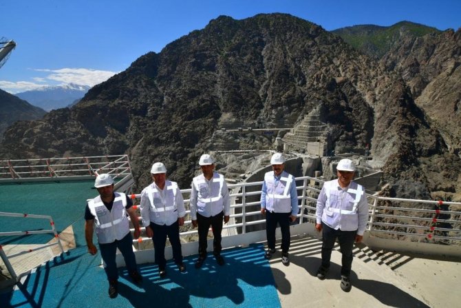 Dev Baraj İçin Son Kontroller Yapılıyor