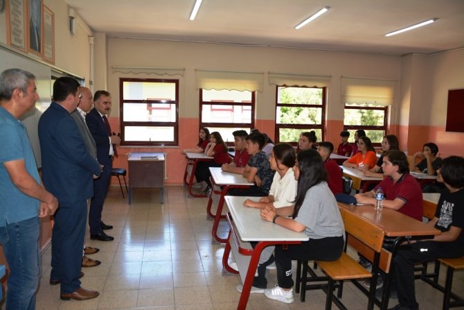 Kaymakam Odabaş, Lgs’ye Girecek Öğrencilere Başarılar Diledi