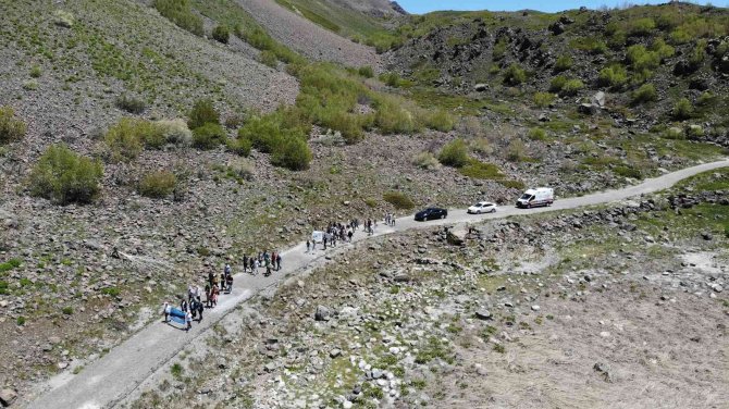 Avrupa’nın En Büyük Kraterinde Sağlıklı Beslenme Ve Hareketli Yaşam Yürüyüşü