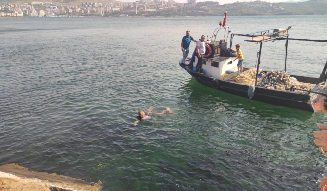Gemlik’te Denize Giren Çocuk Boğuldu