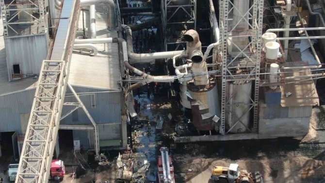 Fabrika Patlamasında Ölü Sayısı 2’ye Yükseldi