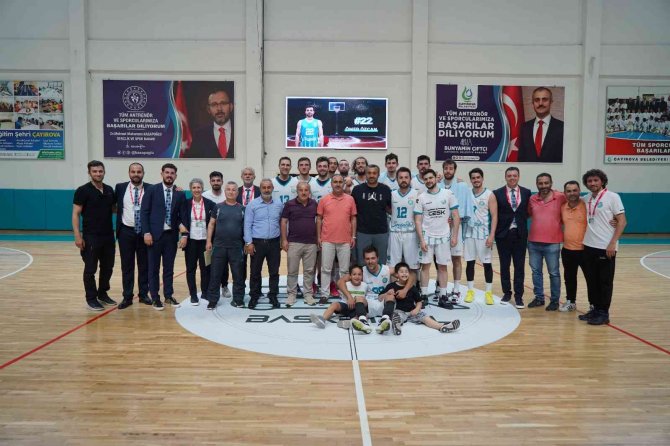Çayırova Belediyesi Basketbol Takımı Rakibini Farklı Yendi