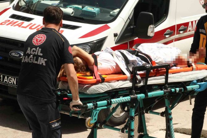 Eşi Ve Kendisinin Canına Kıymıştı, Aynı Mezarlıkla Farklı Yerlere Defnedildiler
