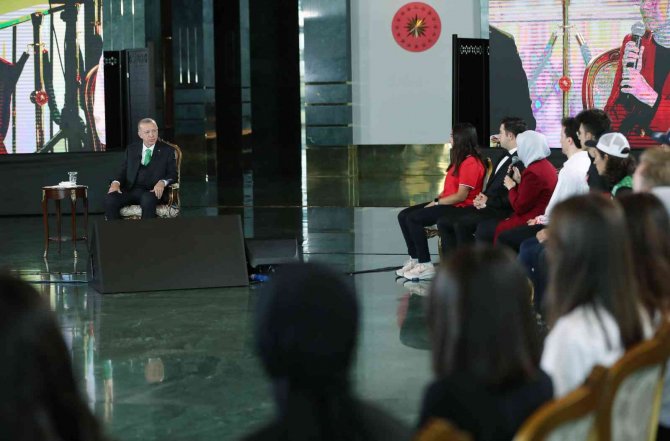 Cumhurbaşkanı Erdoğan: "Bu Zarardan Milletimizi Kurtarmak İçin Bazı Hazırlıklar Yapıyoruz"