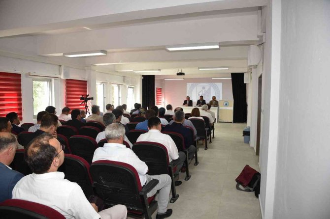 Mesleki Okul Müdürlerine E-mesem Uygulamaları Eğitim Semineri Verildi